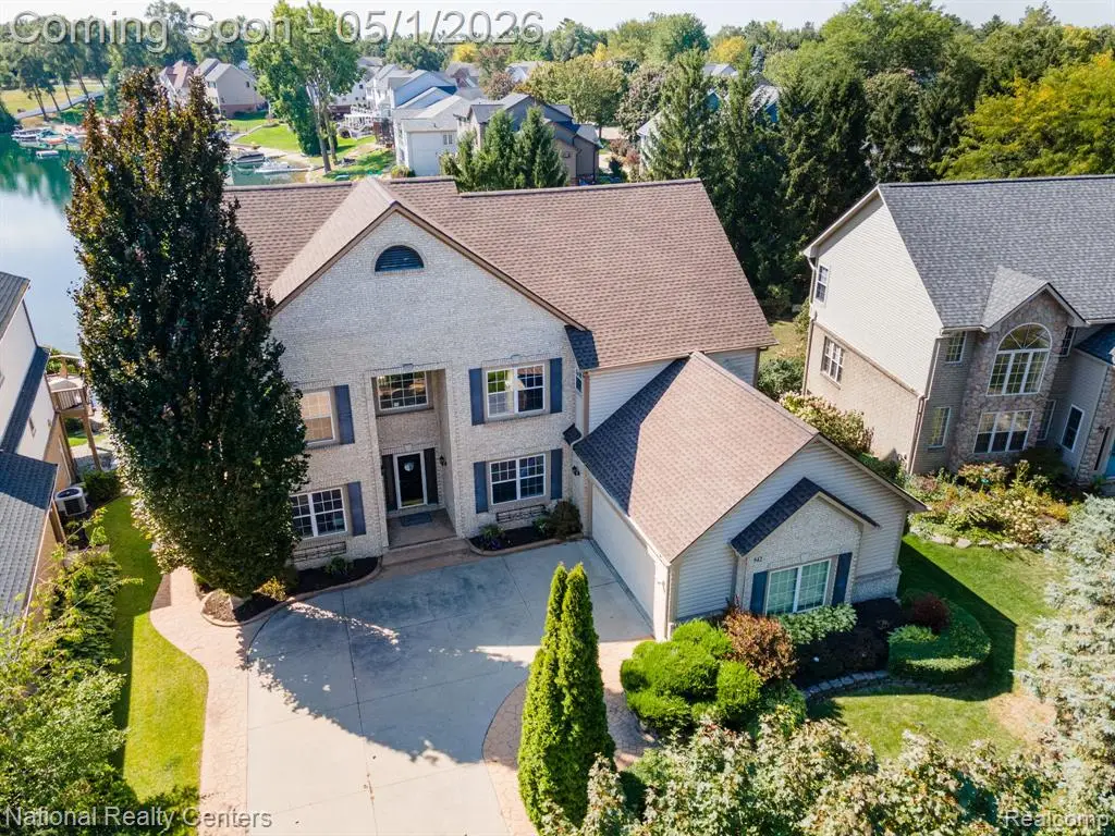 542 Bay Pointe, Oxford, MI 48371 - #1