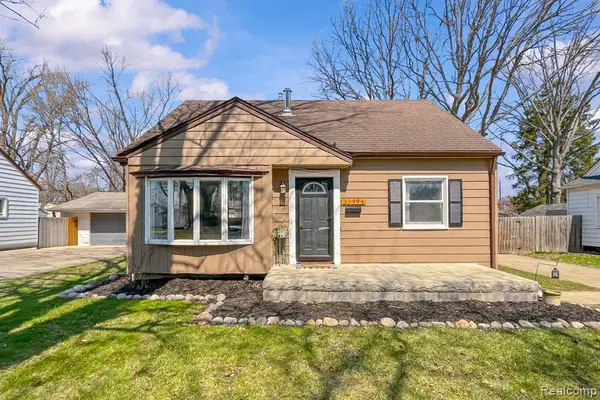 33494 Pierce, Garden City, MI 48135