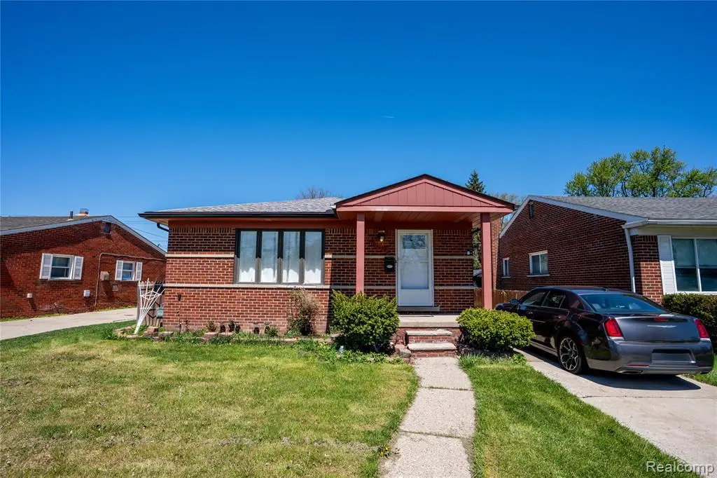24628 Currier, Dearborn Heights, MI 48125 - #1