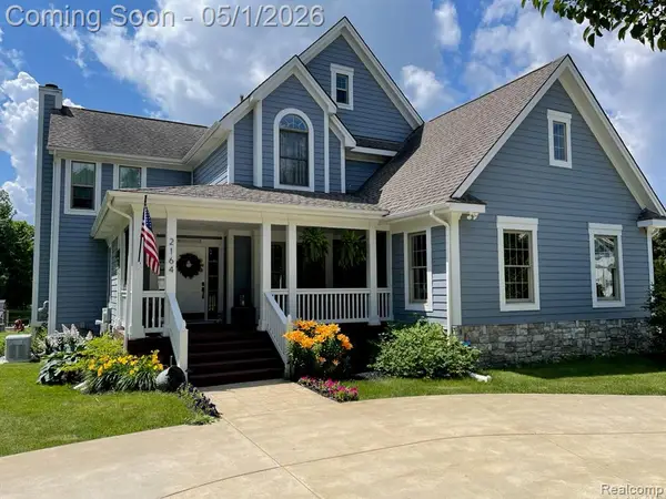 2164 E Allen, Howell, MI 48855