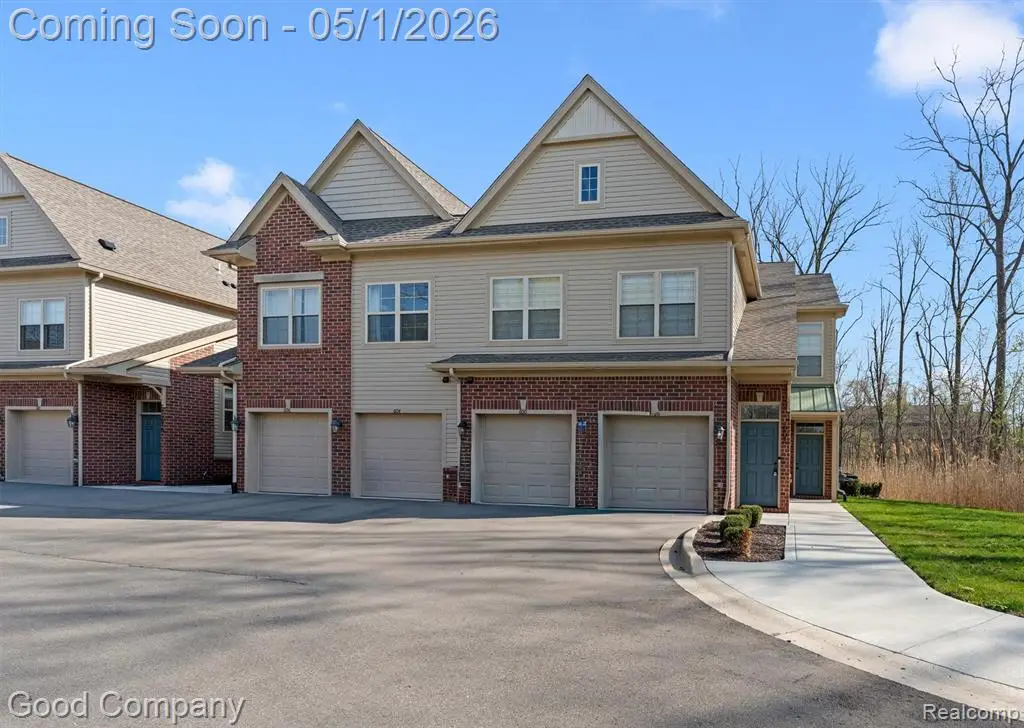 602 Pointe, Walled Lake, MI 48390 - #1