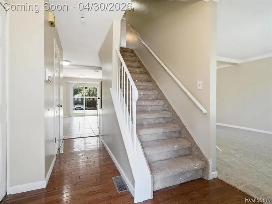 26700 Franklin Pointe, Southfield, MI 48034 - #2