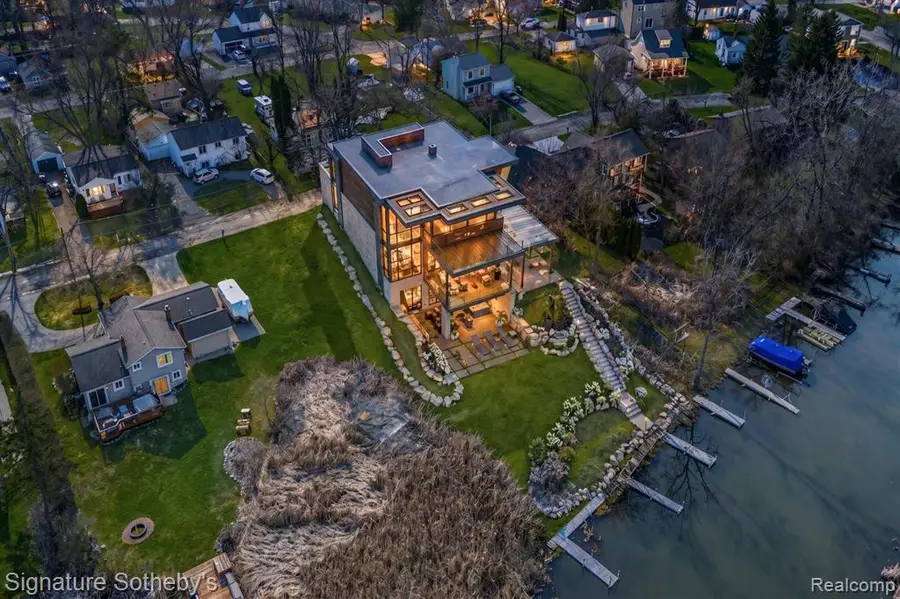 1105 Oregon, Waterford, MI 48327 - #2