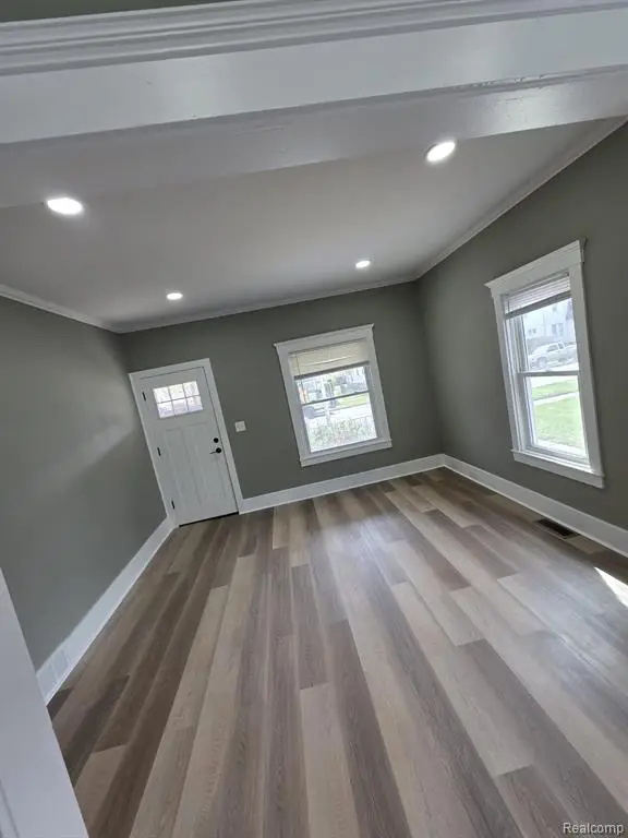 2144 4th, Trenton, MI 48183 - #3