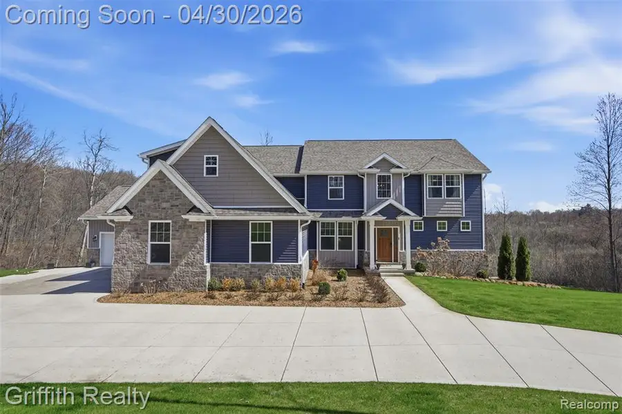 2550 Hartun, Brighton, MI 48114 - #2