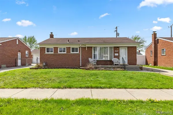 5755 Plainfield, Dearborn Heights, MI 48127
