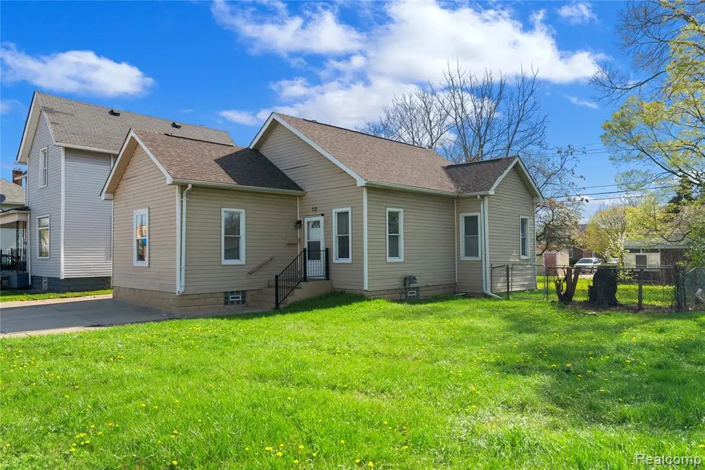 72 Gratiot, Mount Clemens, MI  - #1