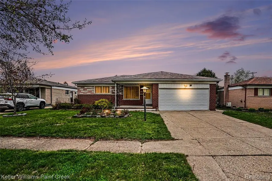 30016 Holly, Warren, MI 48092 - #2