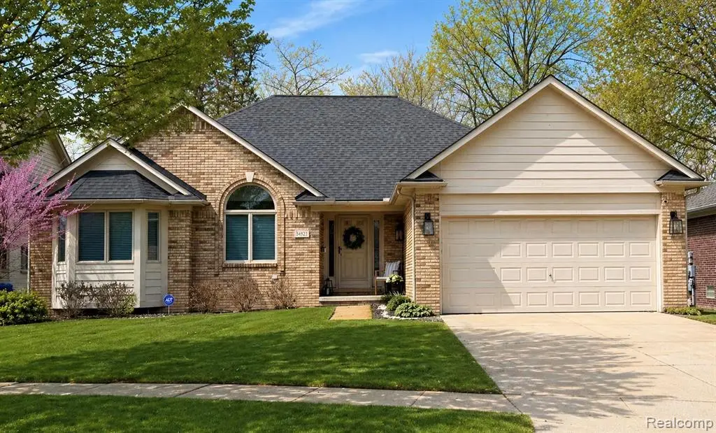 34921 Eberlein, Fraser, MI 48026 - #1