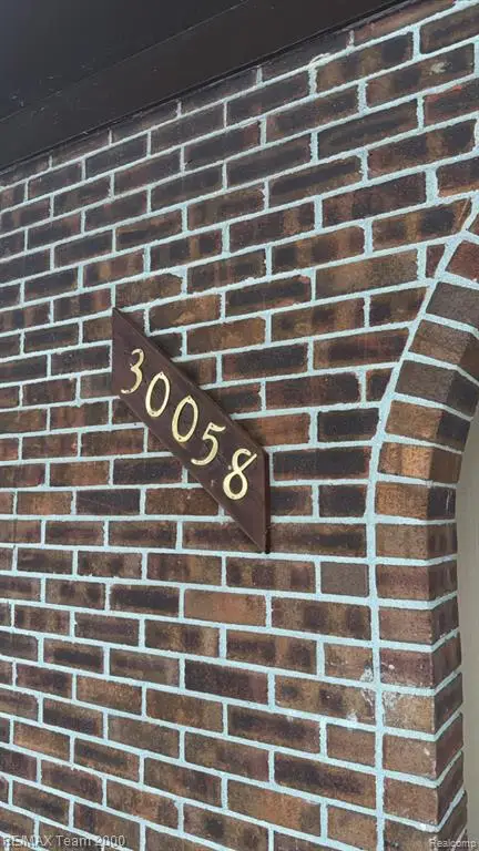 30058 Halecreek, Romulus, MI 48174 - #2