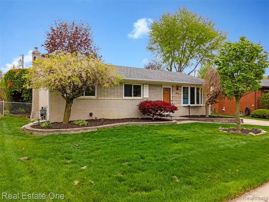 1668 Castleton, Troy, MI 48083 - #3