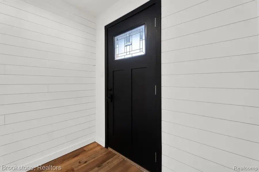 16046 W 13 Mile, Beverly Hills, MI 48025 - #3