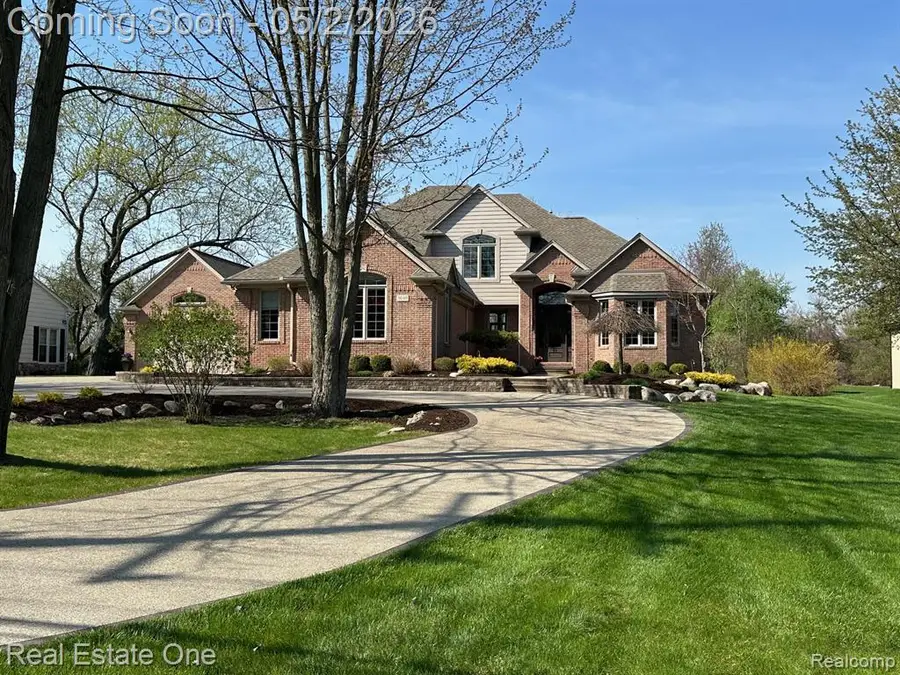 3648 W Tienken, Rochester Hills, MI 48306 - #2