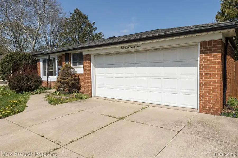 4829 Wolgast, Warren, MI 48092 - #2