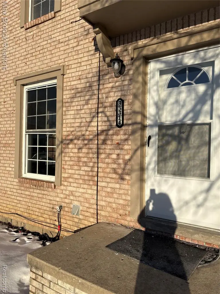 35314 Tall Oaks, Sterling Heights, MI 48312 - #1