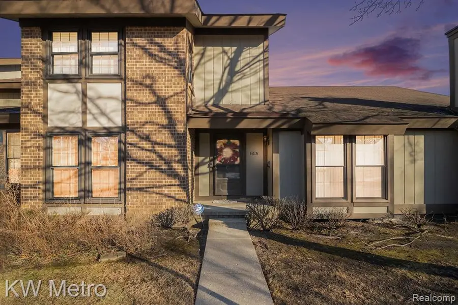 25062 Oakbrooke, Southfield, MI 48033 - #2