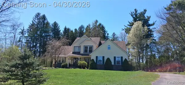 3079 Island Hills, Dexter, MI 48130