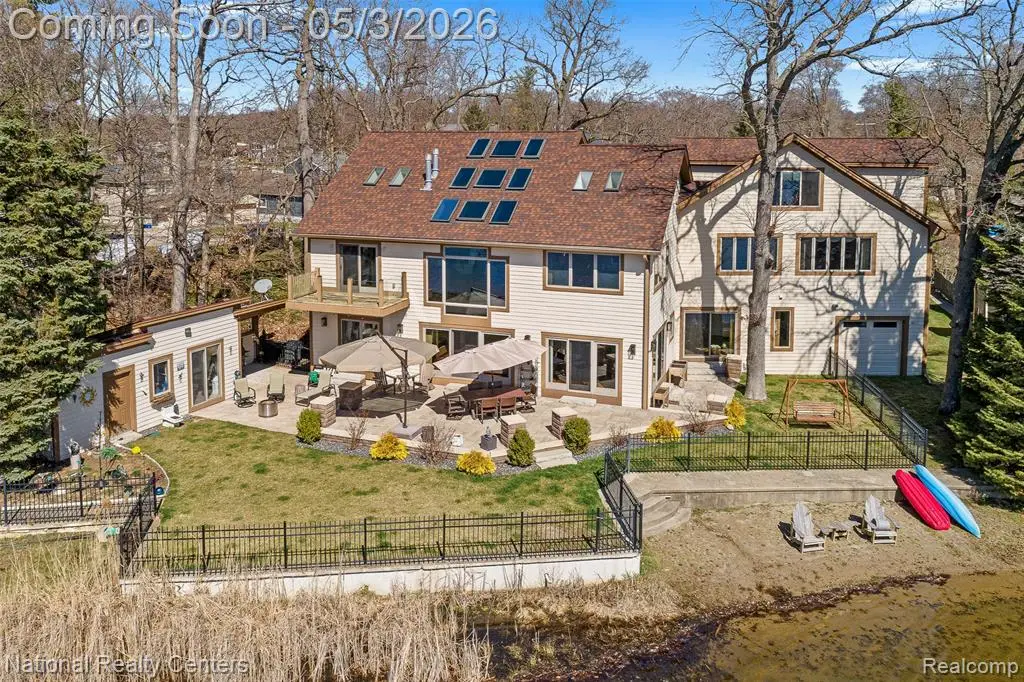 1100 Clearwater, White Lake, MI 48386 - #1