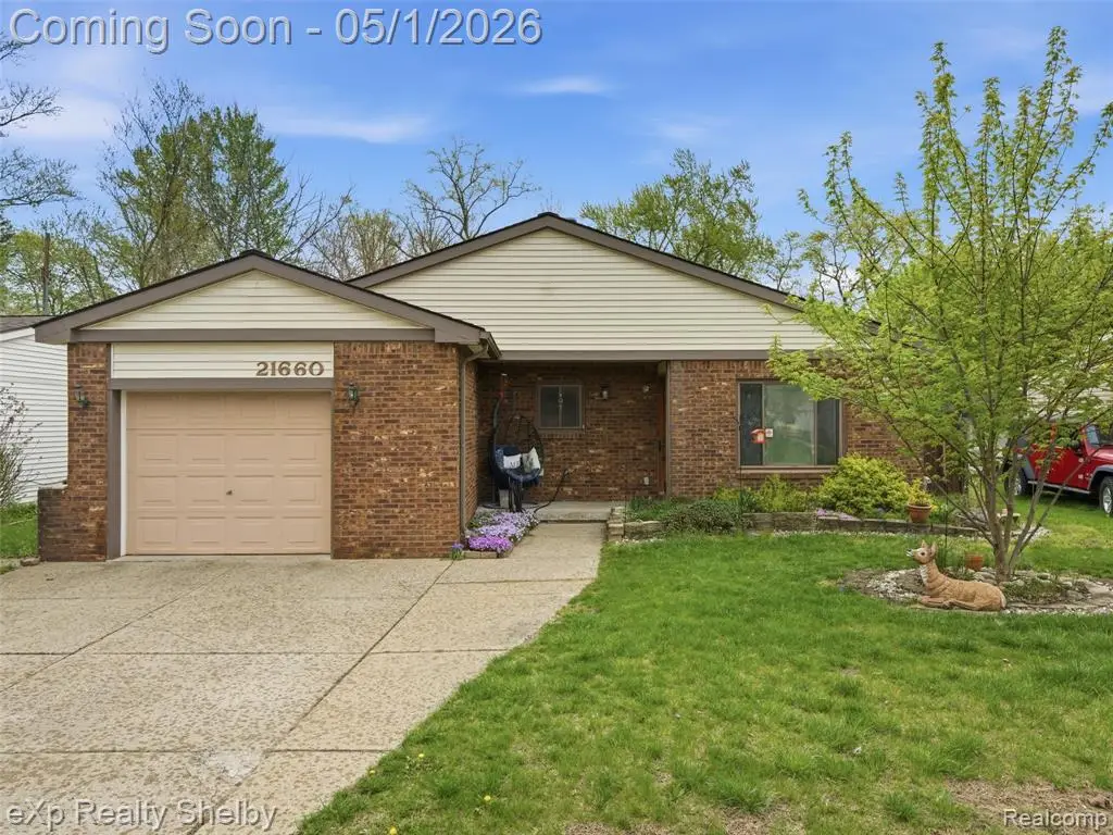 21660 Roosevelt, Farmington Hills, MI 48336 - #1