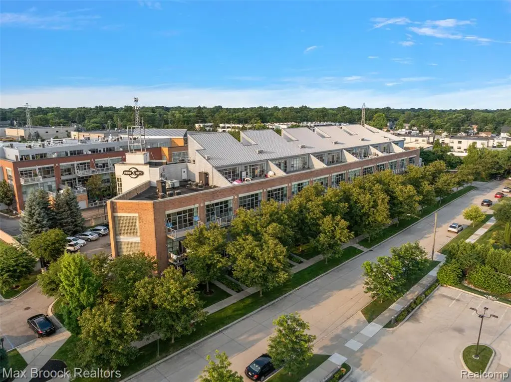 333 E Parent #22, Royal Oak, MI 48067 - #1