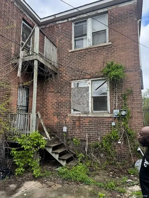 3267 Webb, Detroit, MI 48206 - #2