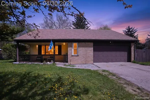 2141 E Hill, Grand Blanc, MI 48439
