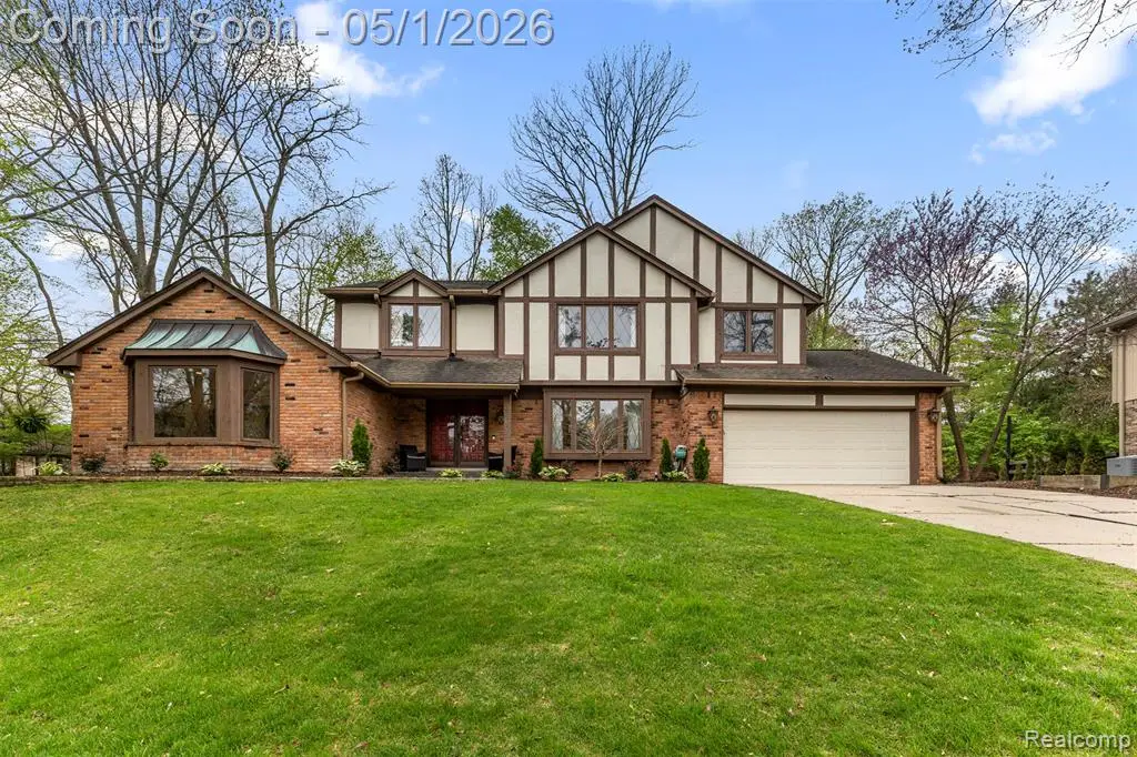 38605 Deerwood, Northville, MI 48167 - #1