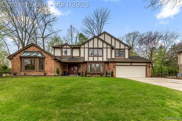 38605 Deerwood, Northville, MI 48167