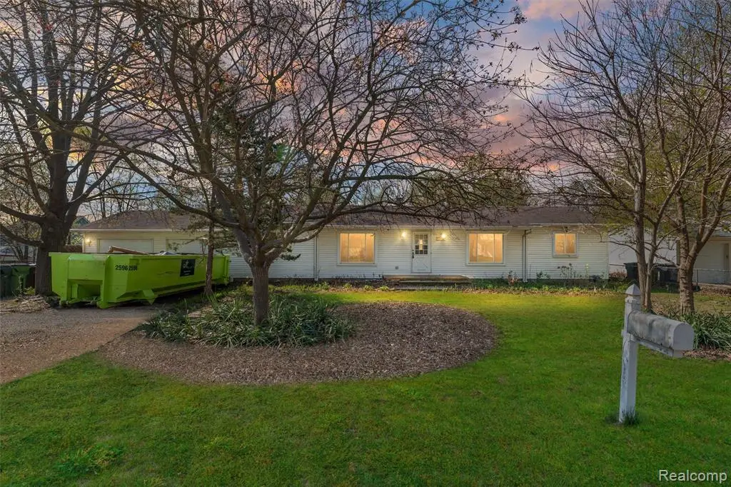 2378 Dawes, Shelby, MI 48317 - #1