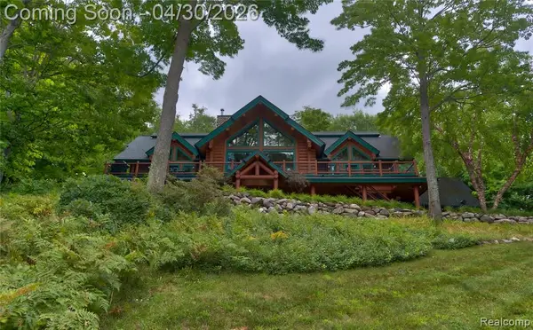 1189 Ridgeline, Boyne City, MI 49712