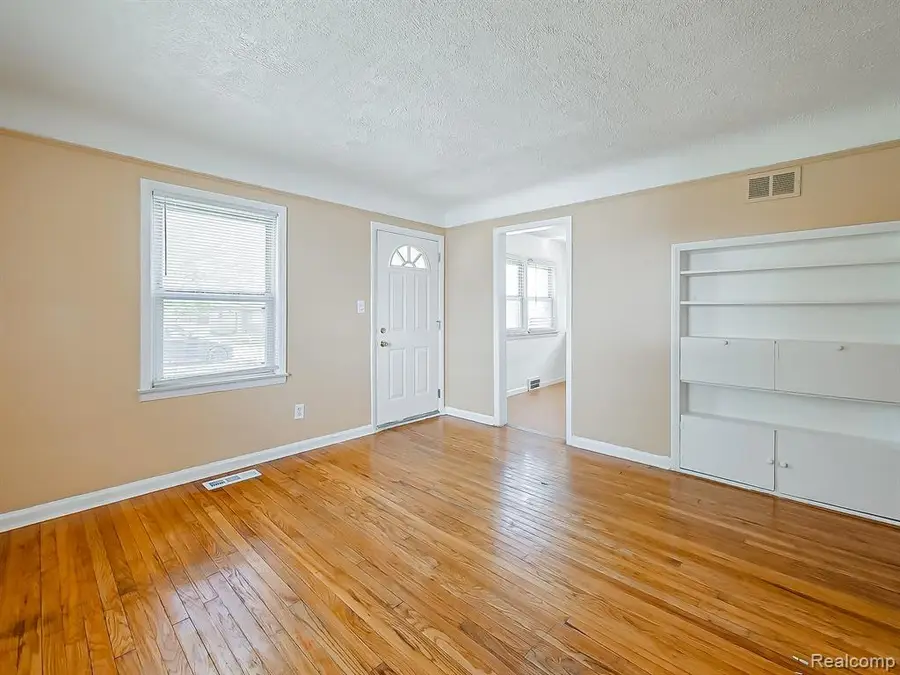 13957 San Jose, Redford, MI 48239 - #3