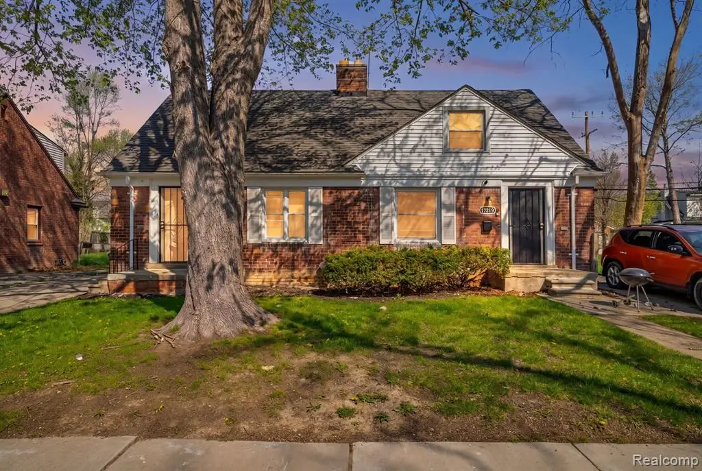 17215 and 17219 Sioux, Detroit, MI 48224 - #1