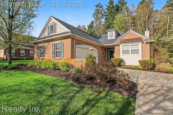 2745 Signature, Pinckney, MI 48169