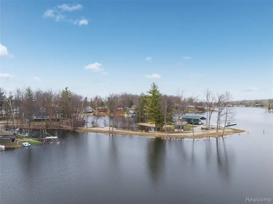 1872 Indianwood, West Branch, MI 48661 - #3