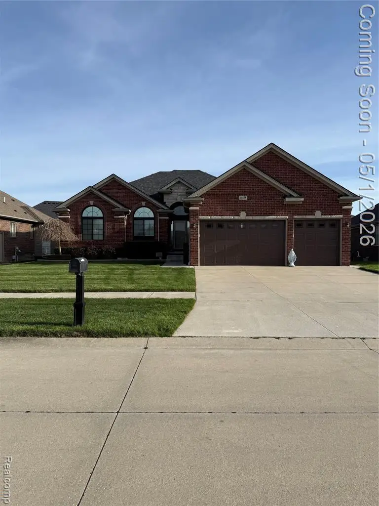 18535 NE Sapphire, Macomb, MI 48042 - #1