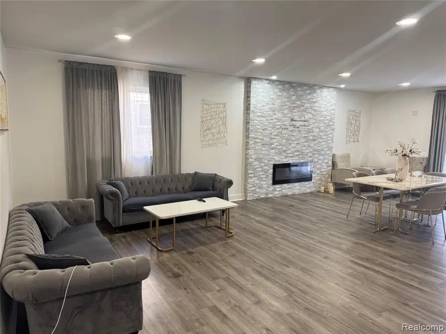 15794 Nader, Clinton Township, MI 48038 - #3