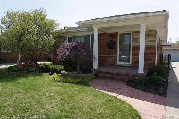 25659 Baldwin, Dearborn Heights, MI 48127