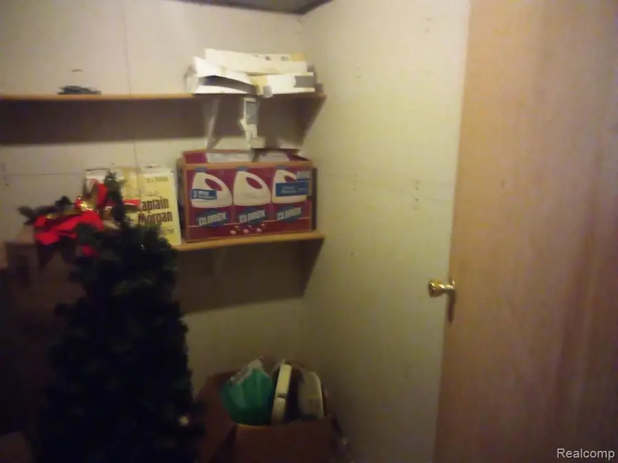 5255 N Seymour, Flushing, MI 48433 - #3