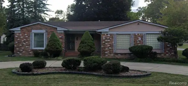 23801 Twining, Southfield, MI 48075