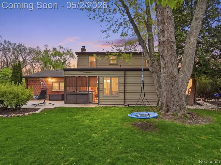 37279 Maple Leaf, Clinton Township, MI 48036 - #2