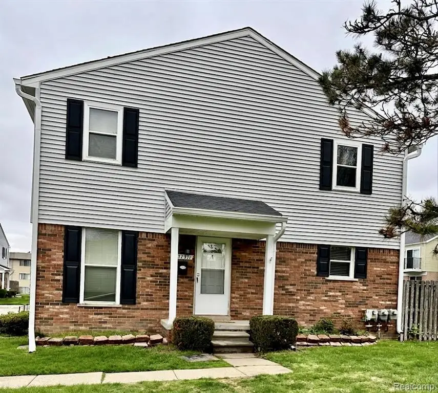 37371 Charter Oaks, Clinton Township, MI 48036 - #1