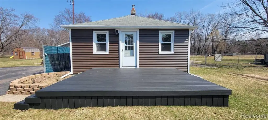 1201 Glendale, Burton, MI 48509 - #1