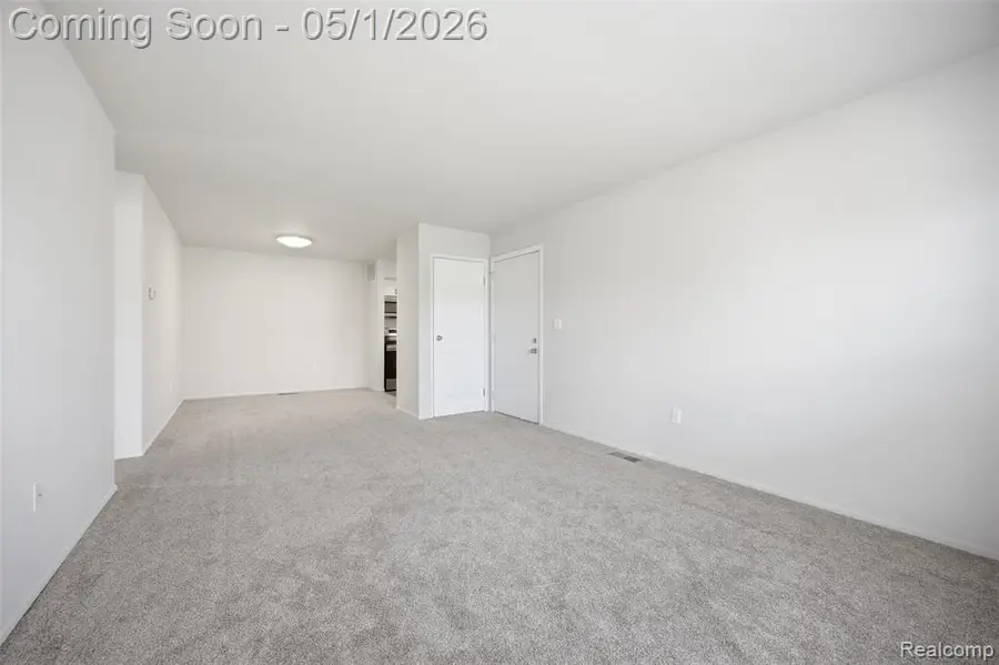 39826 Village Wood, Novi, MI 48375 - #3