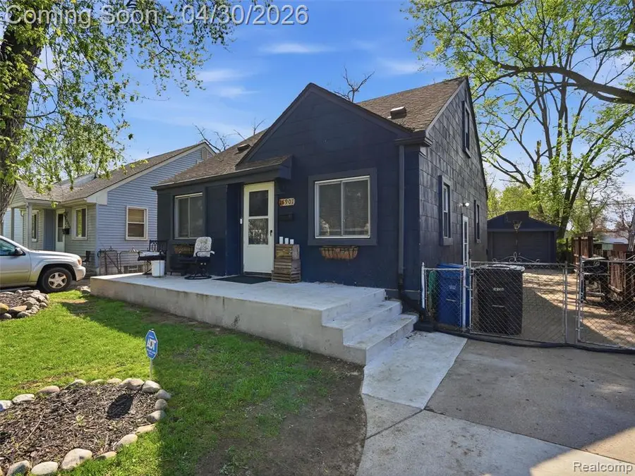 18901 Garfield, Redford, MI 48240 - #2