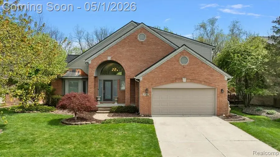 43316 Ashbury, Novi, MI 48375 - #2