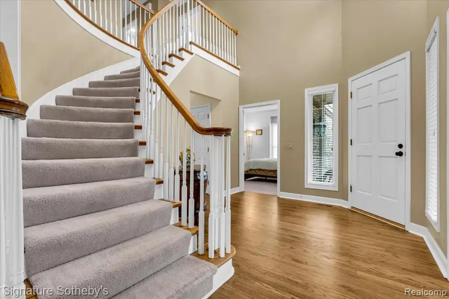 21684 Chase, Novi, MI 48375 - #3