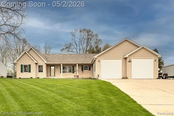 6591 Windiate, Waterford, MI 48329