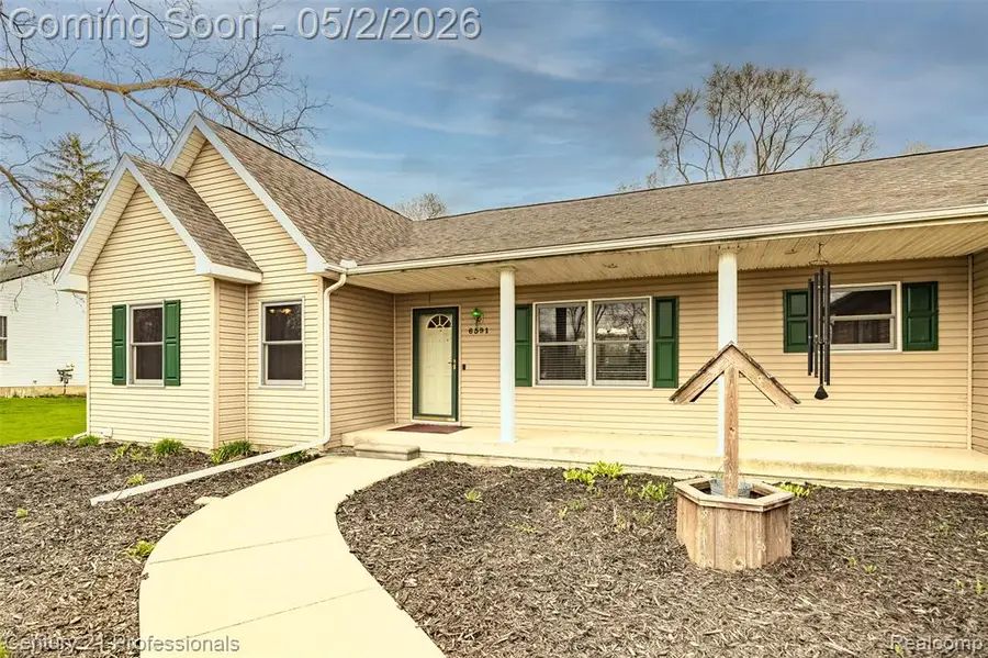 6591 Windiate, Waterford, MI 48329 - #2