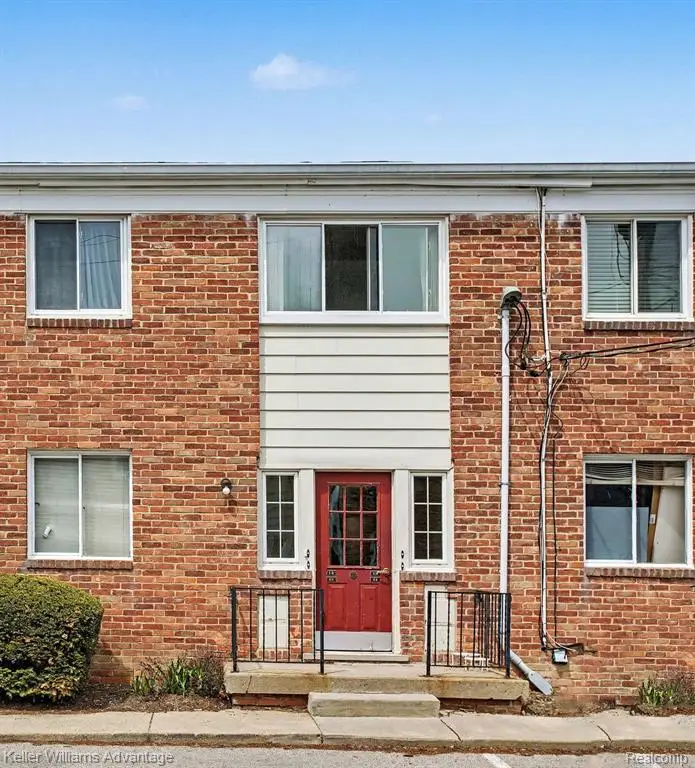 32718 Grand River #C10, Farmington, MI 48336 - #1