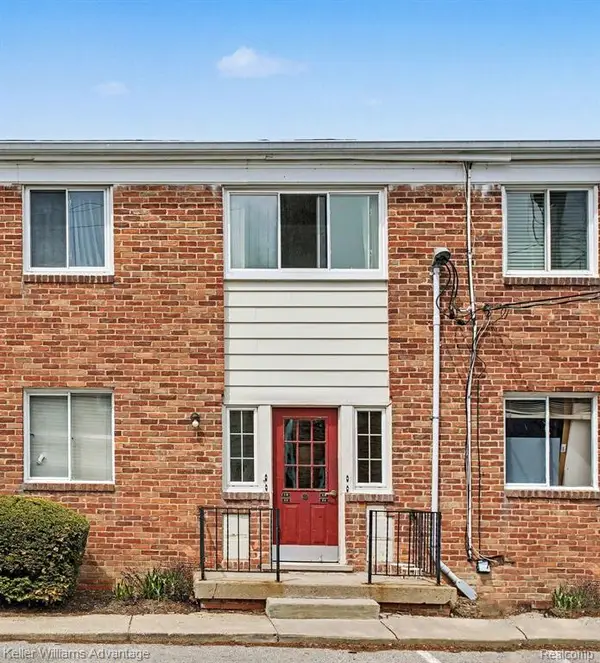 32718 Grand River #C10, Farmington, MI 48336